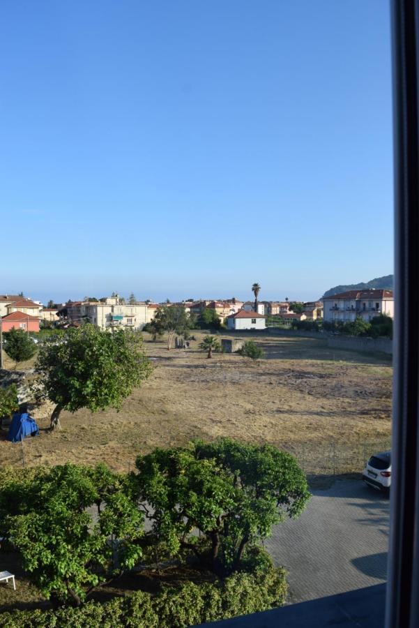 Casa Ligure Ristrutturata 80M2 Diano Marina Buitenkant foto